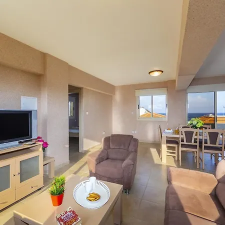 Апартаменты Pelagos Penthouse No 6